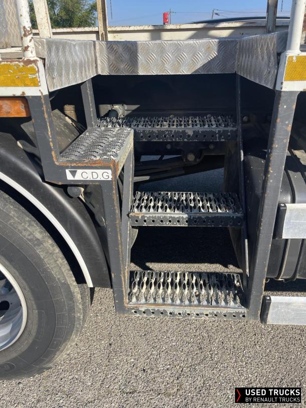 Renault Trucks D 240