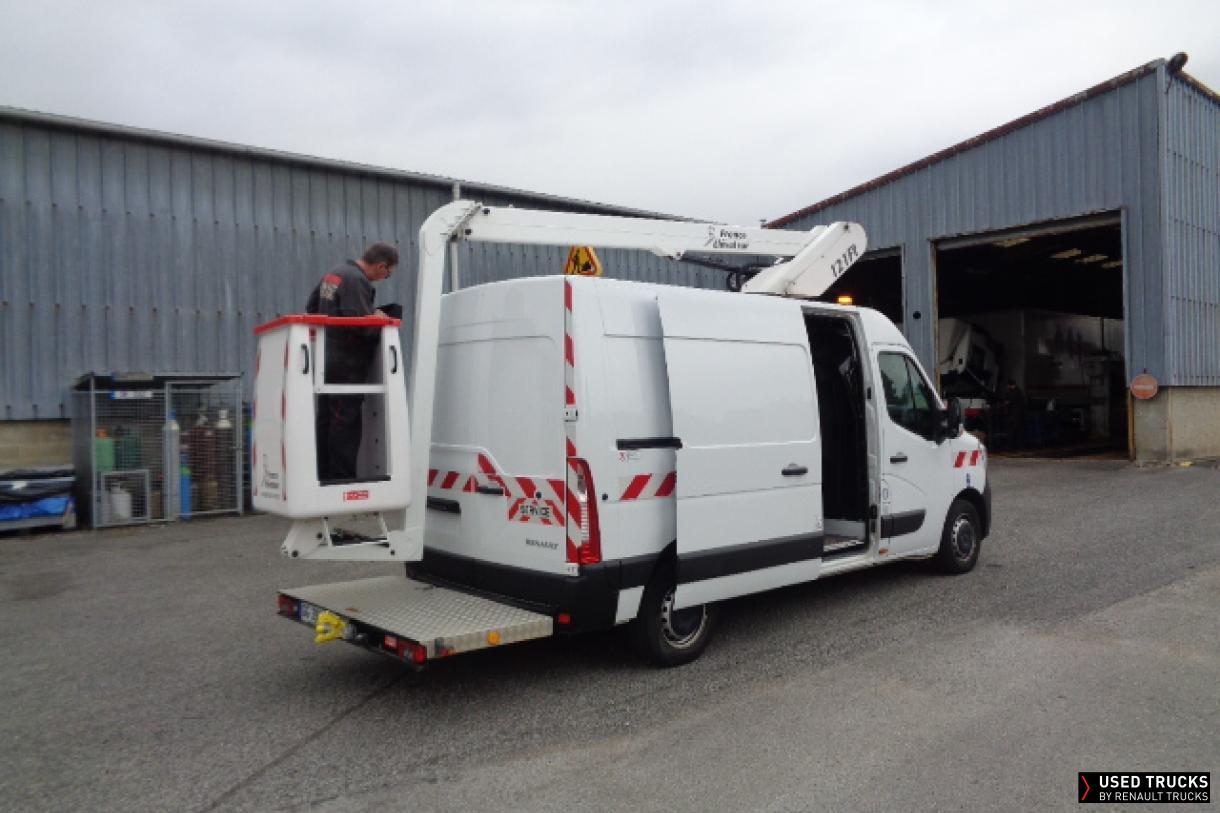 Renault Master 125