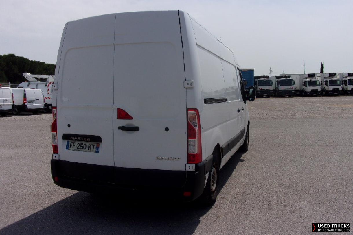 Renault Master 130