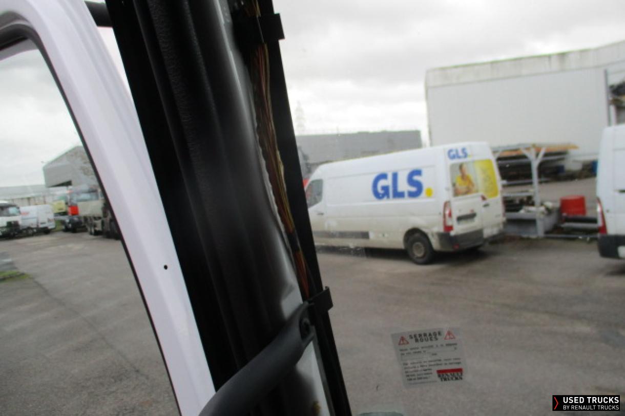 Renault Trucks Midlum 180