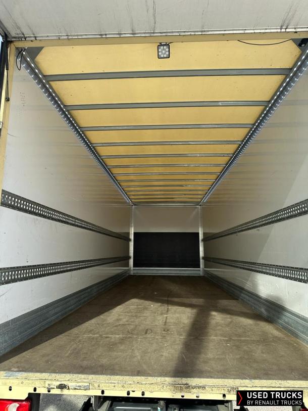 Renault Trucks D 210