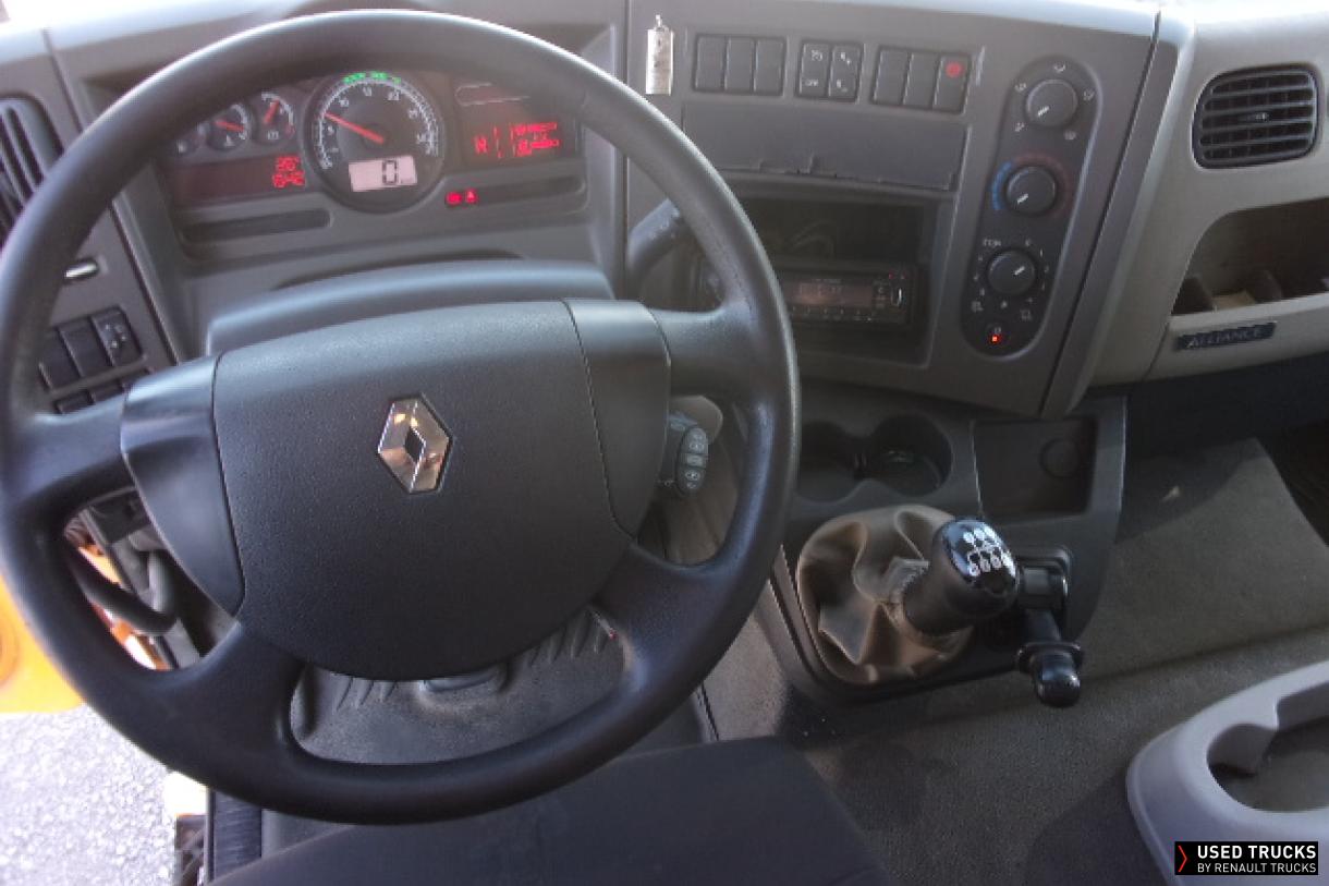 Renault Trucks Midlum 220