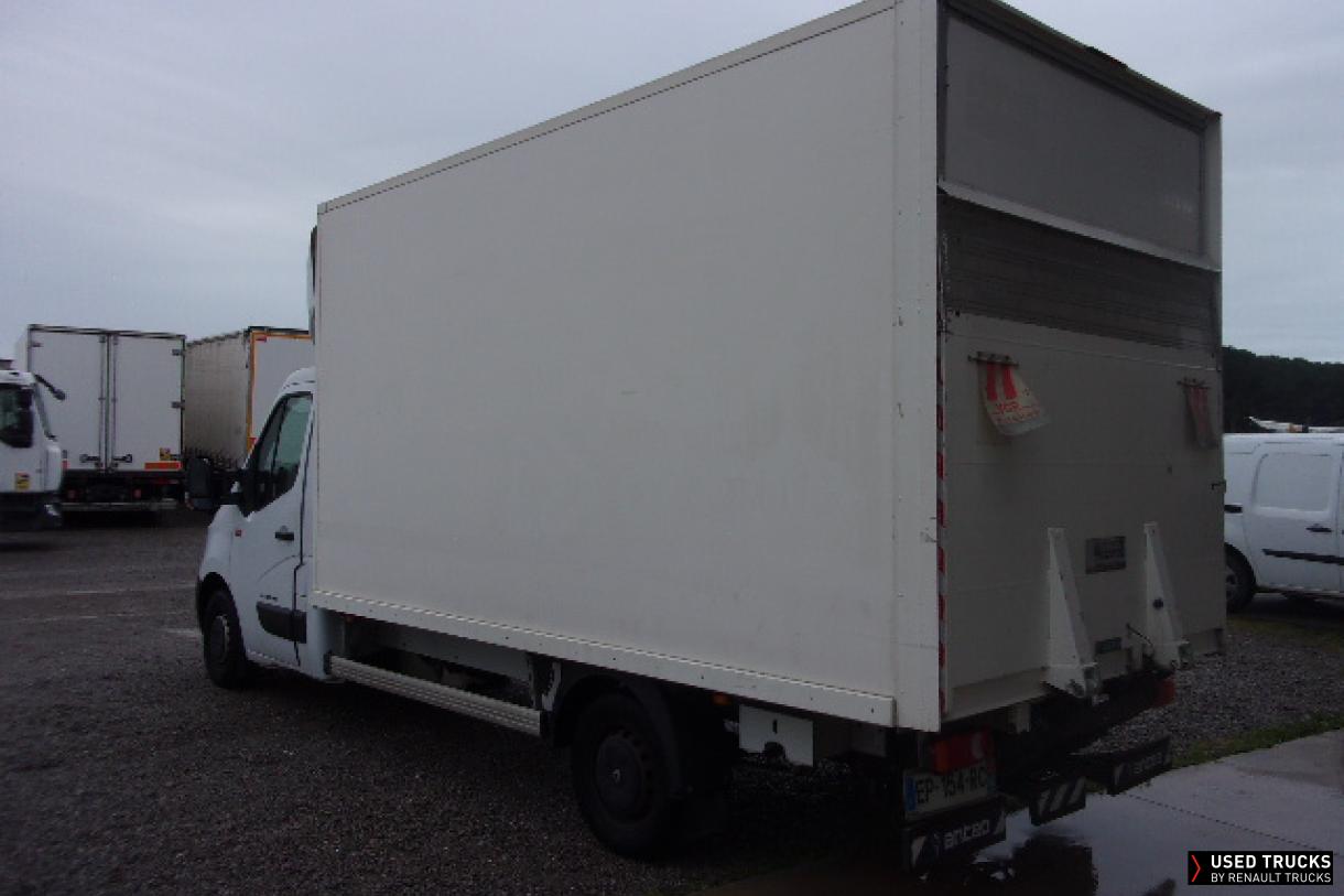 Renault Trucks Master 145