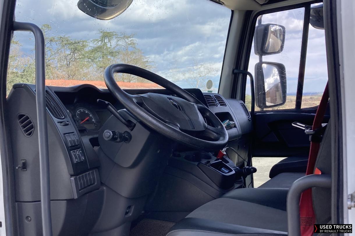 Renault Trucks D 210