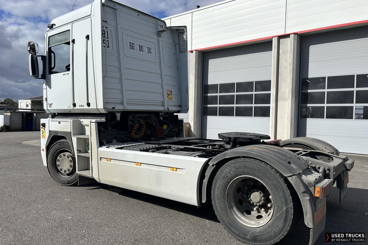 Renault Trucks Magnum 440