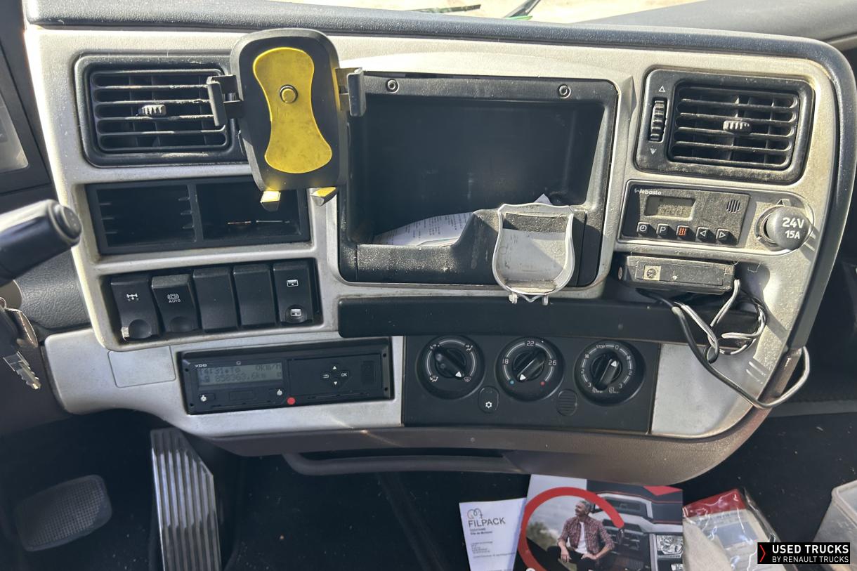 Renault Trucks Magnum 440