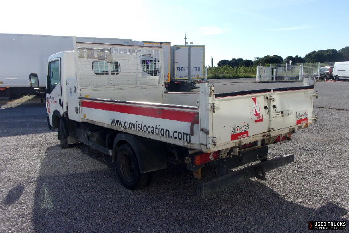 Renault Trucks Maxity 130