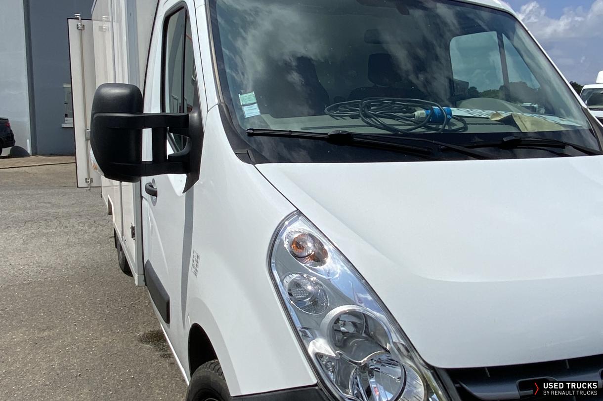 Renault Trucks Master 100