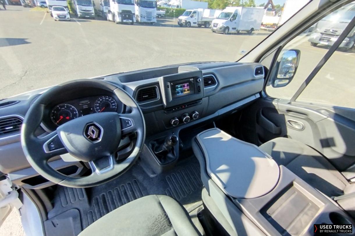 Renault Master 145