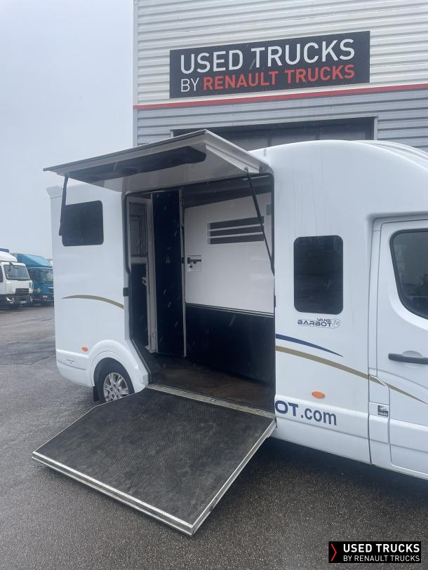 Renault Trucks Master 165