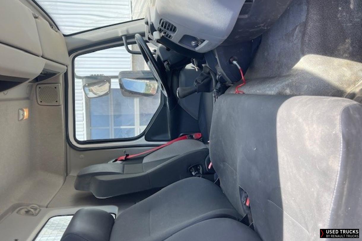 Renault Trucks D 240