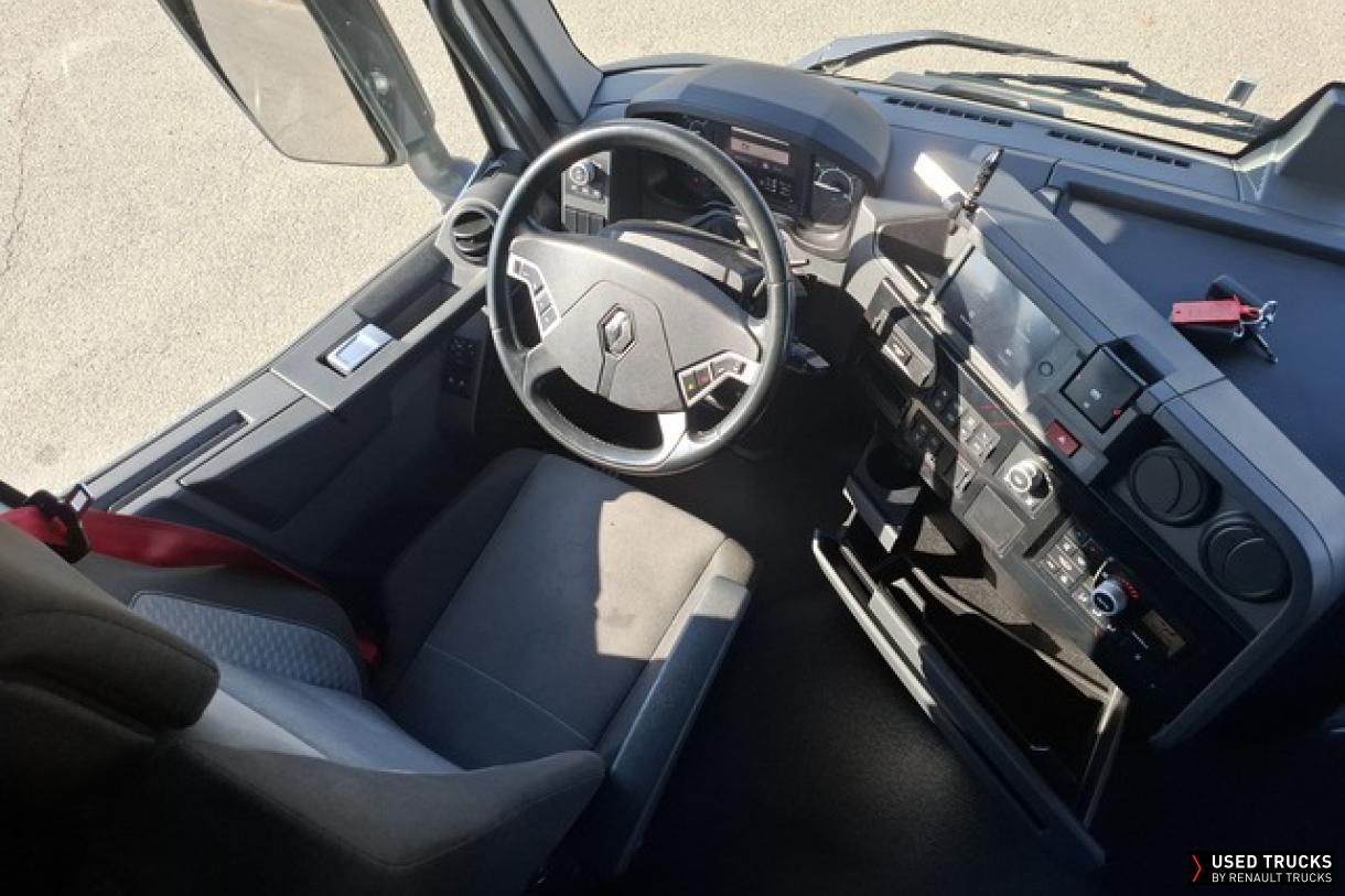 Renault Trucks T 440