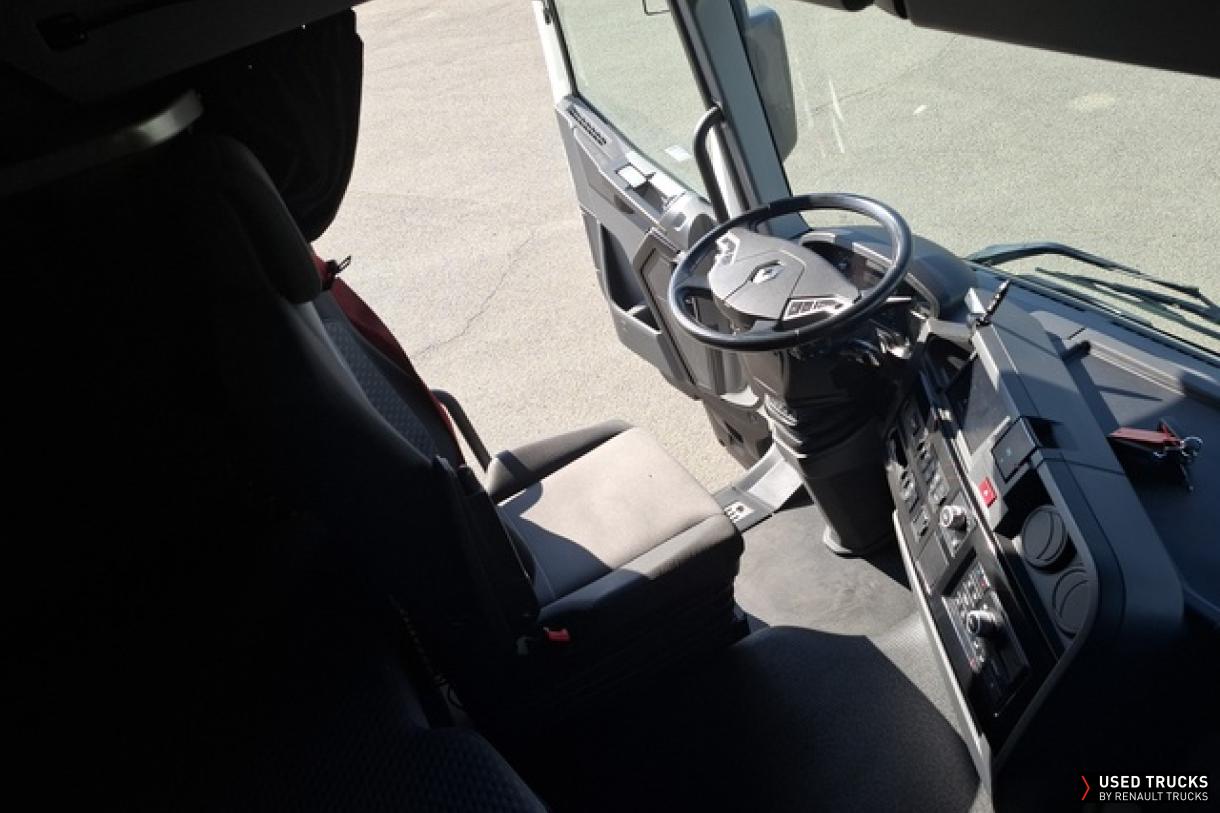 Renault Trucks T 440