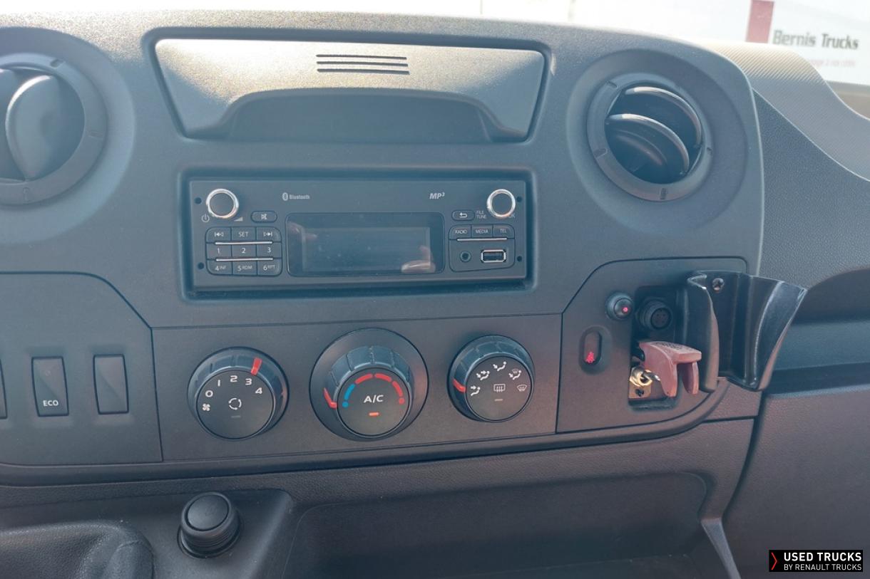 Renault Trucks Master 130