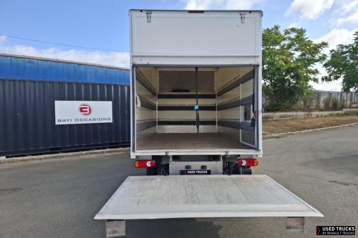 Renault Trucks Master 