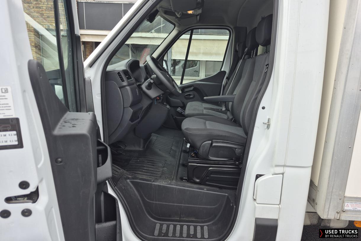 Renault Trucks Master 145