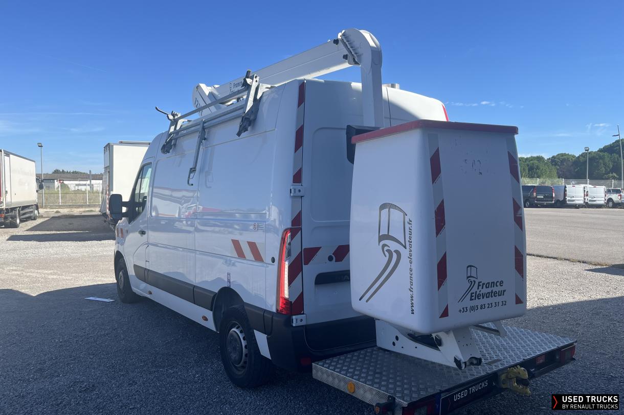 Renault Trucks Master 145