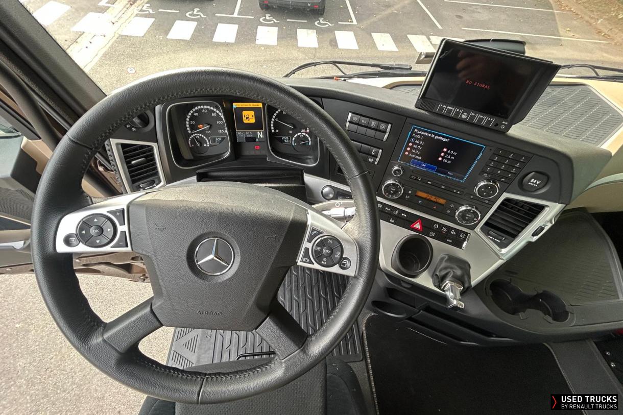 Mercedes-Benz Actros 530