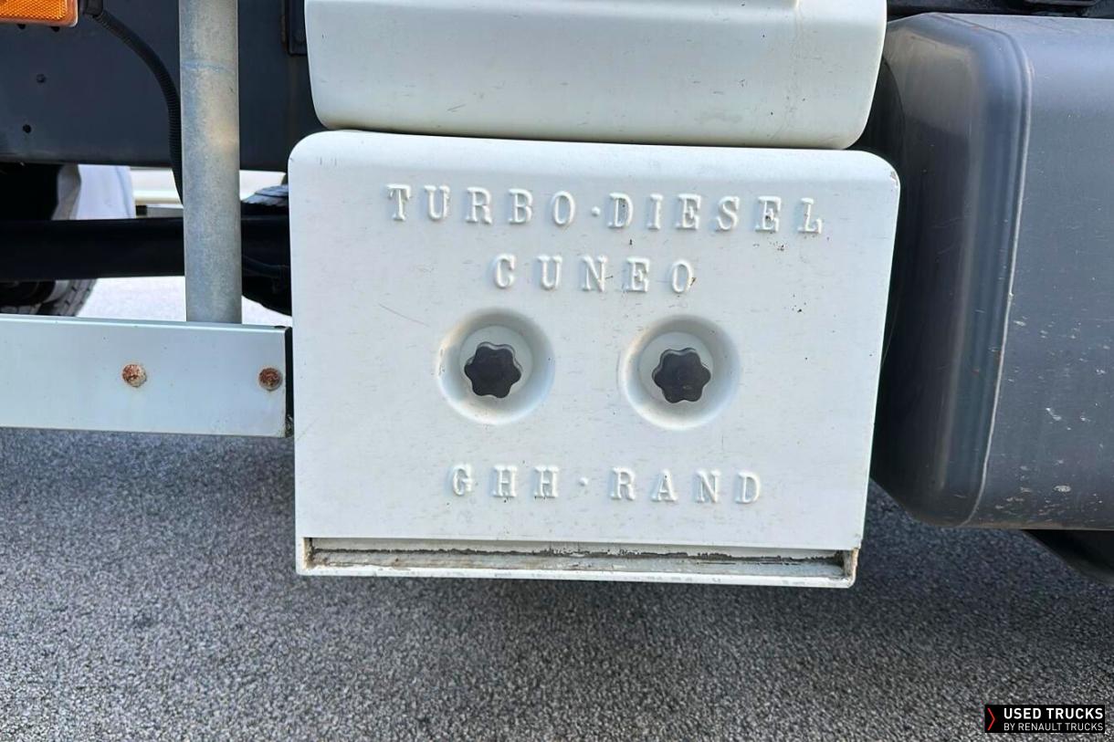 Renault Trucks Premium 360