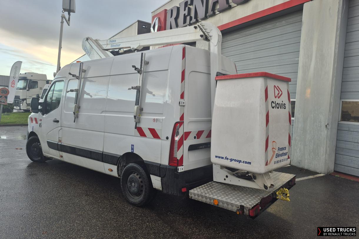 Renault Trucks Master 145