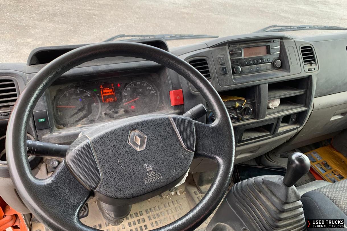 Renault Trucks Maxity 130