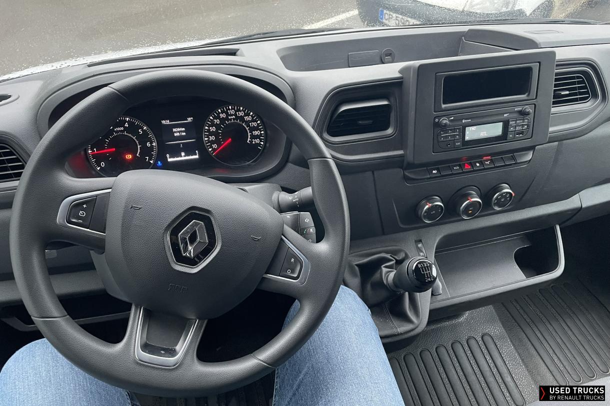 Renault Trucks Master 135