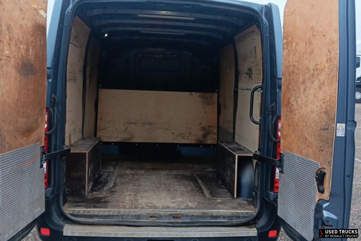 Renault Trucks Master 180