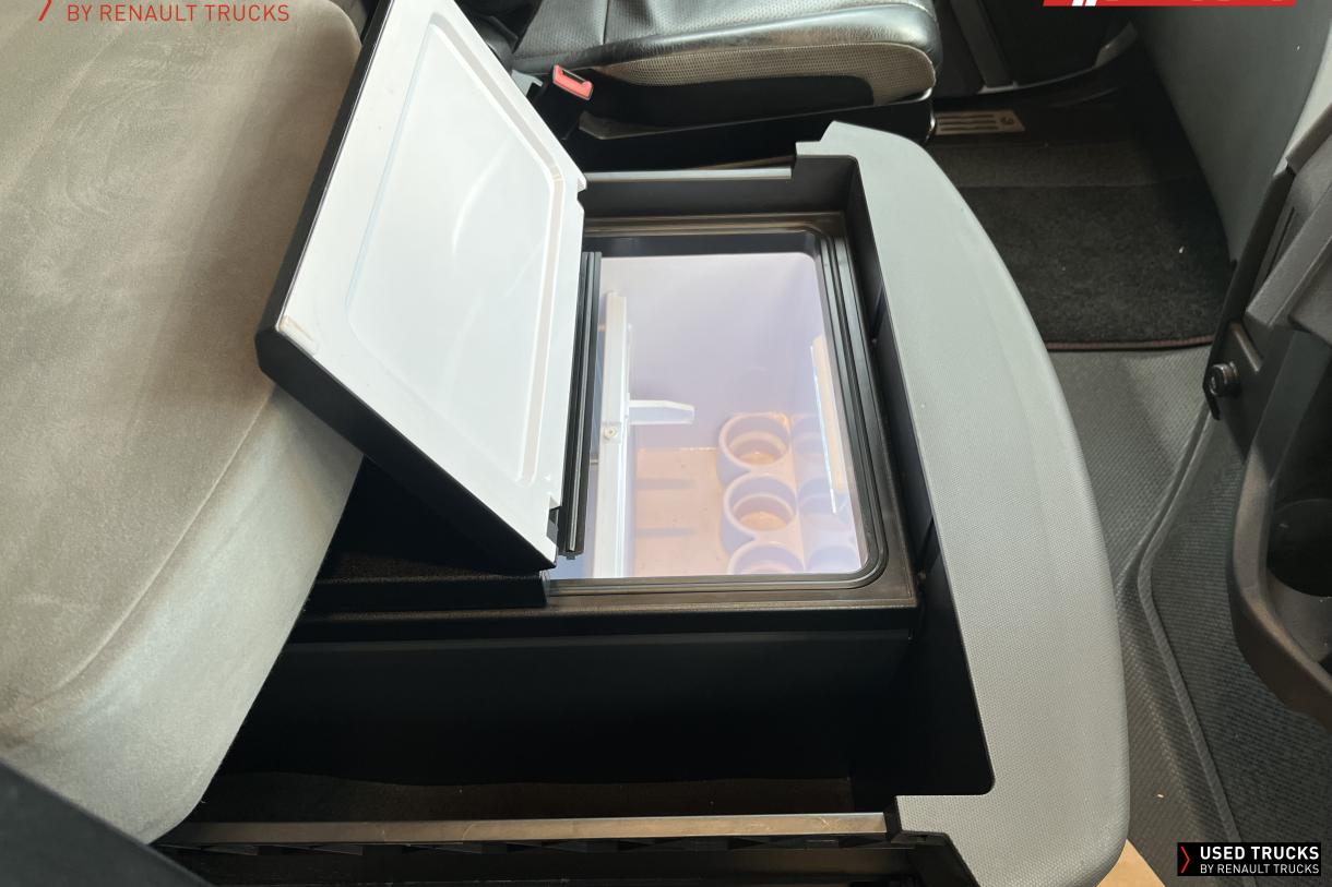 Renault Trucks T High 520