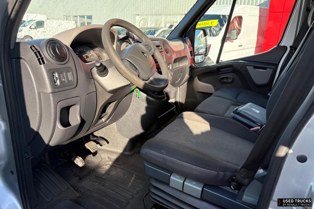 Renault Trucks Master 130