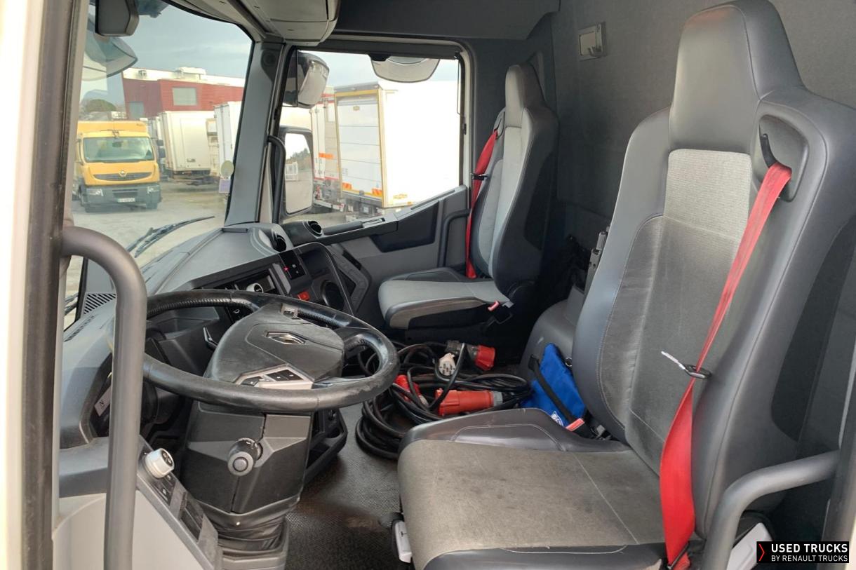Renault Trucks T 380