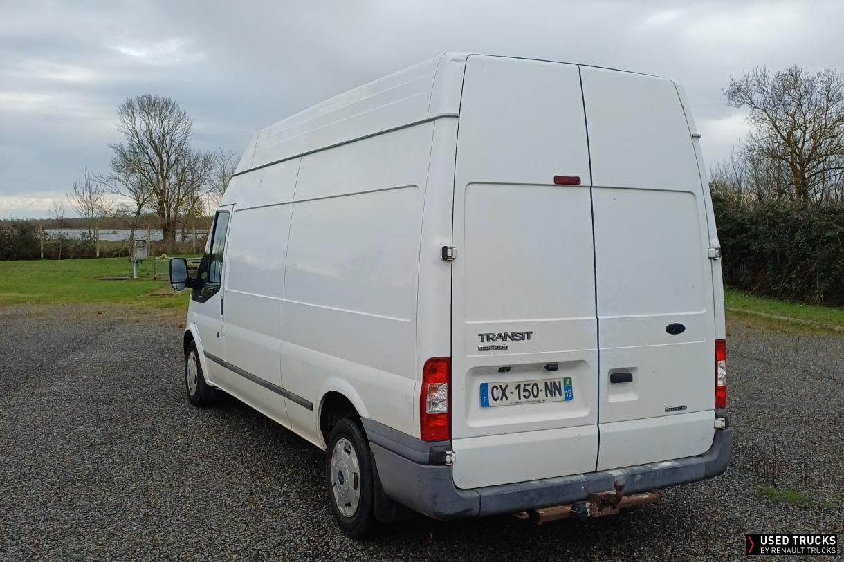 Ford Transit 125