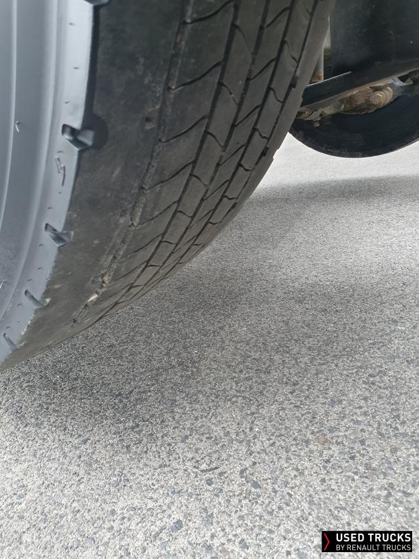 Renault Trucks T 440