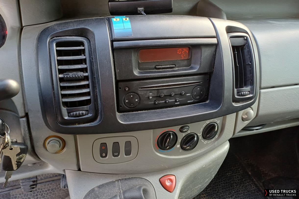 Renault Trafic 115