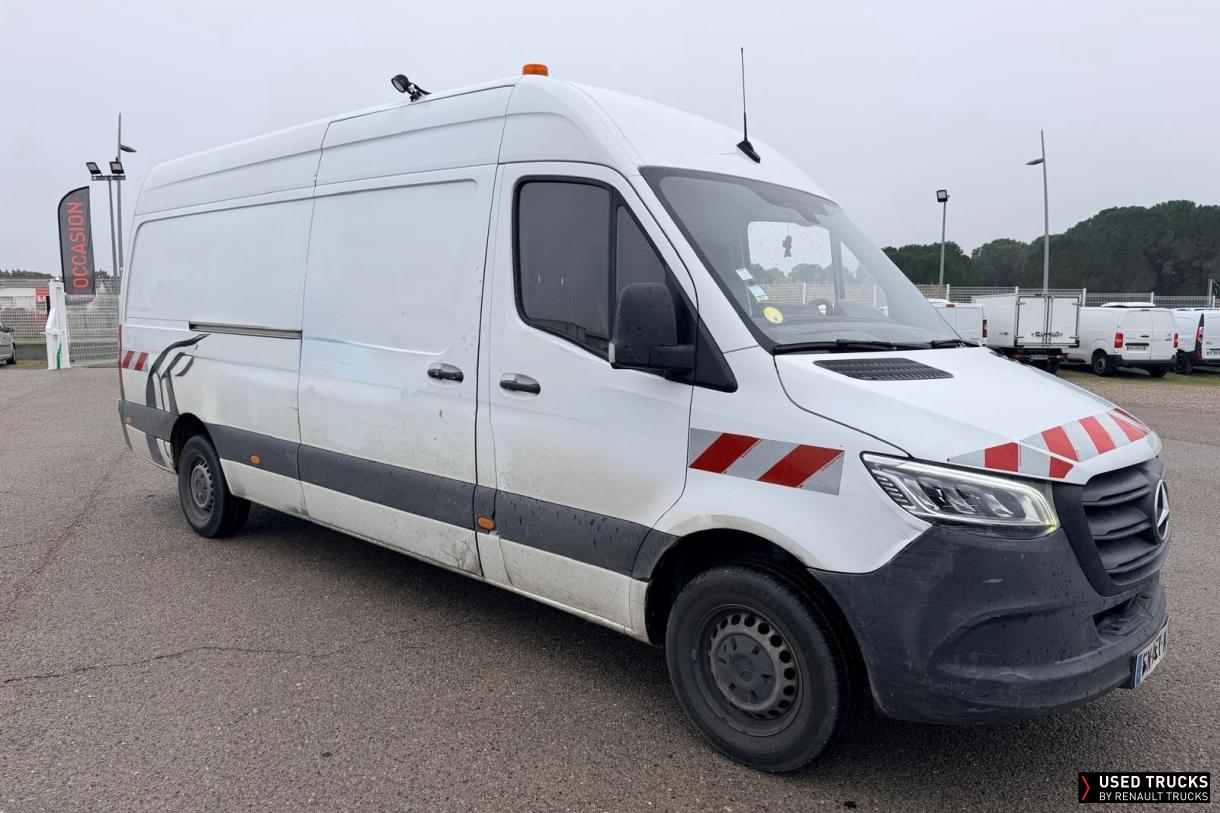 Mercedes-Benz Sprinter 140