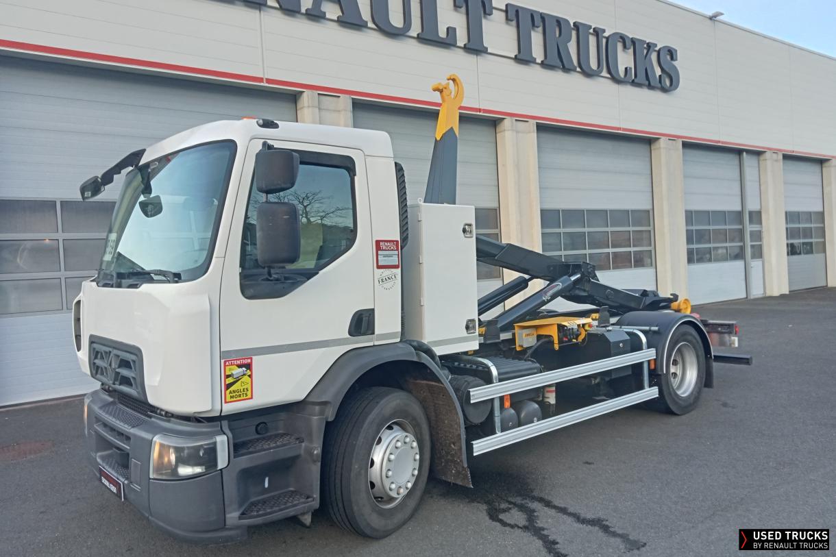Renault Trucks D Wide 320