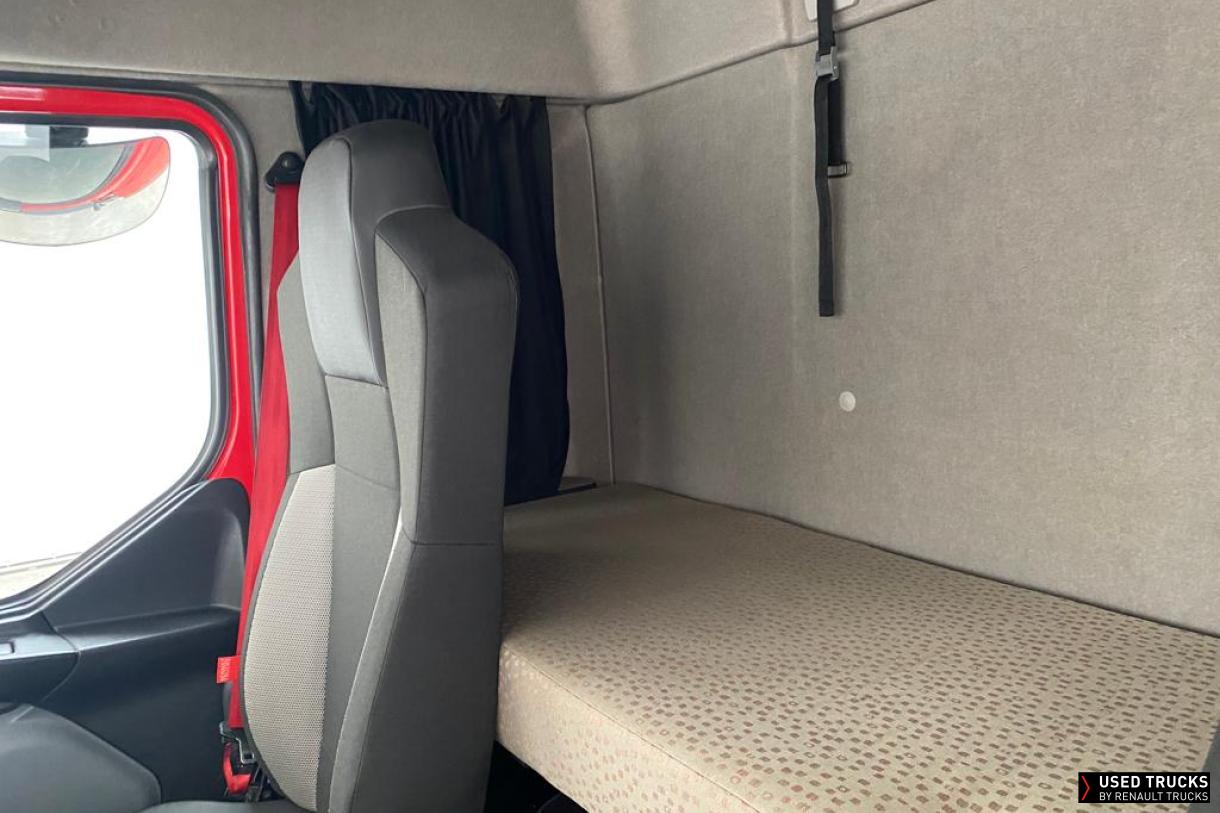 Renault Trucks D 240