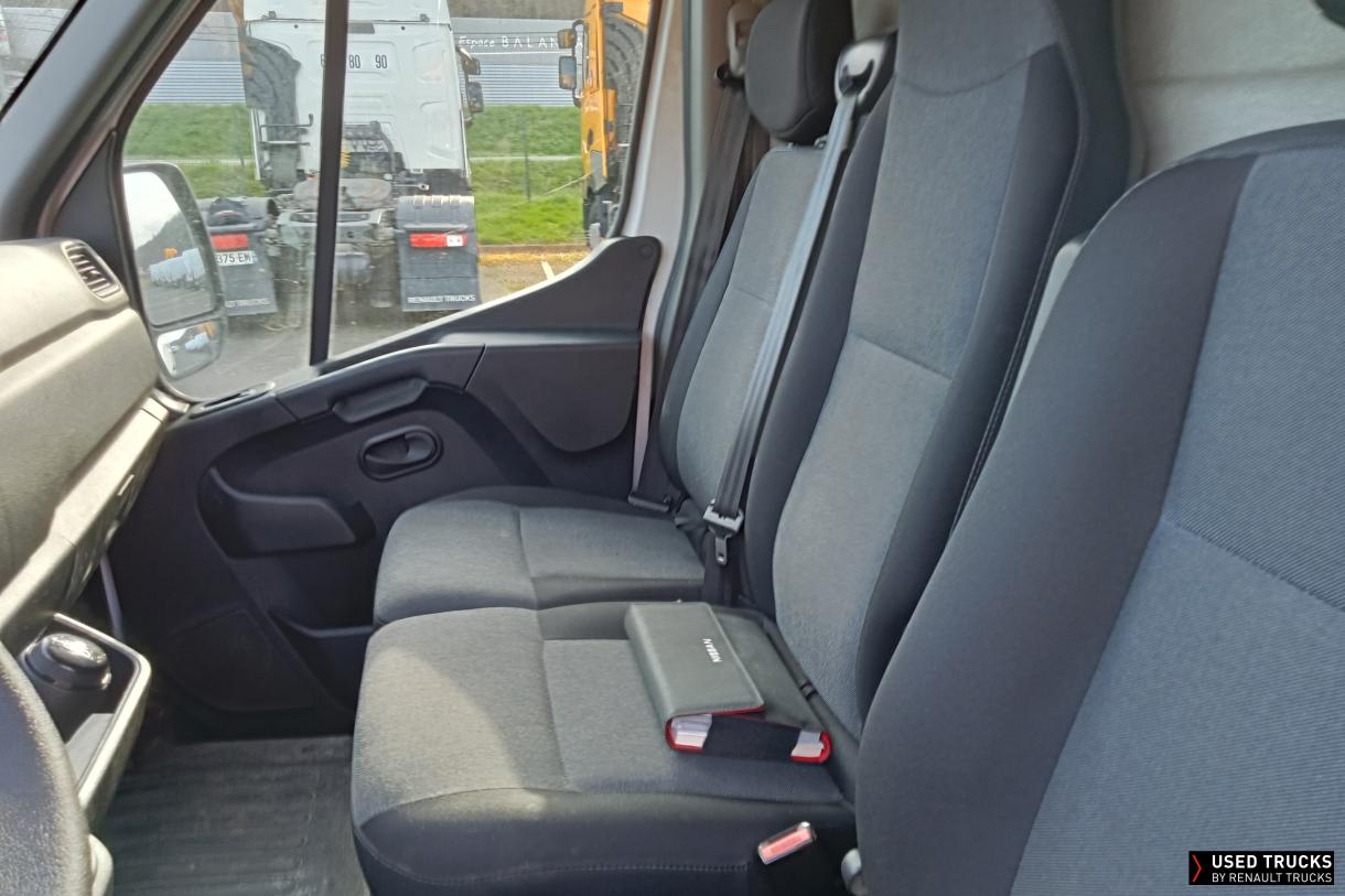 Nissan Interstar 150