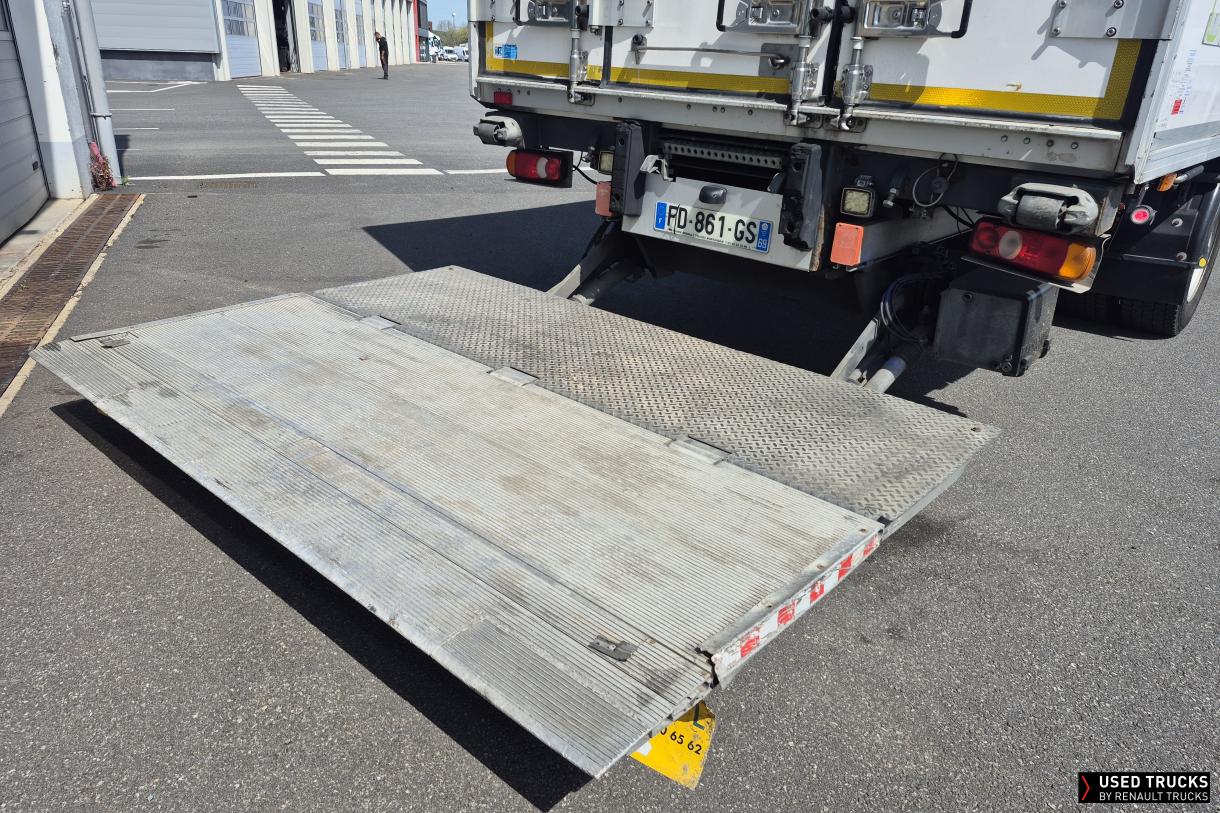 Renault Trucks D 240
