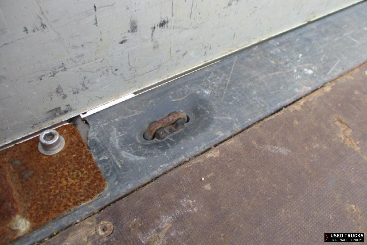 Renault Trucks Master 150