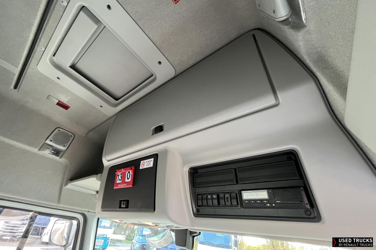Renault Trucks D Wide 280