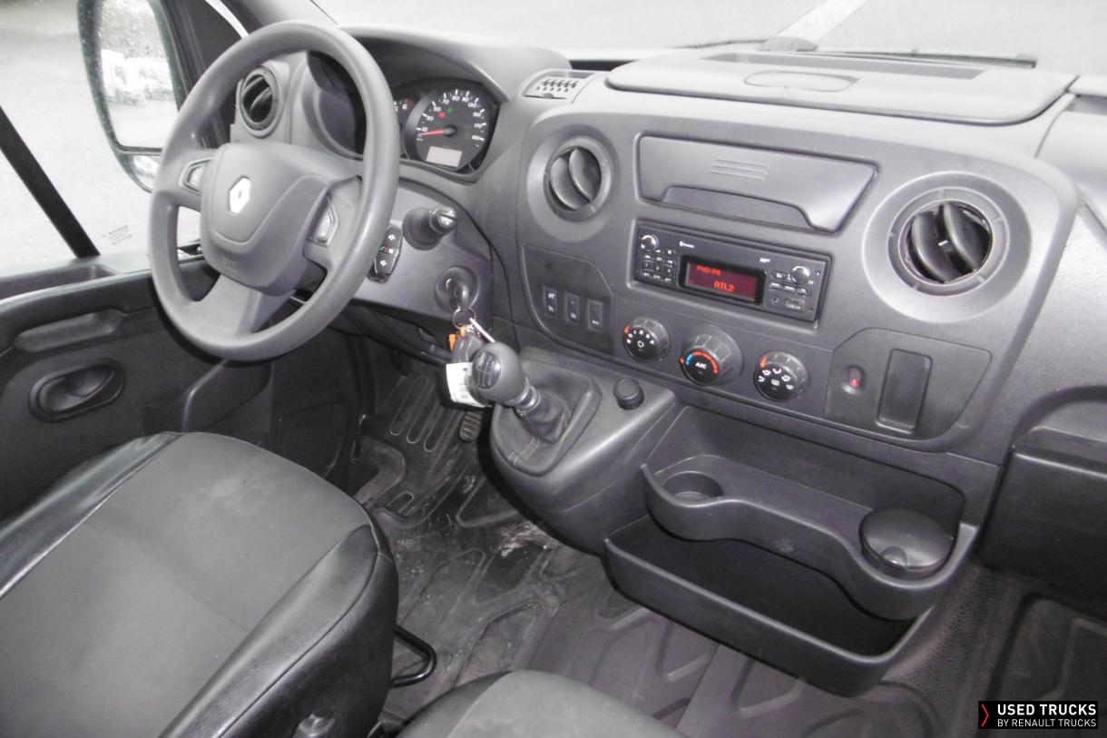 Renault Trucks Master 145