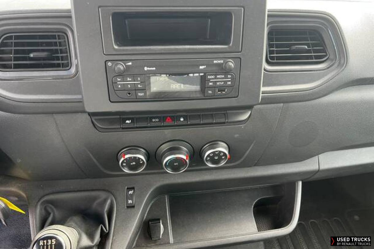 Renault Master 130