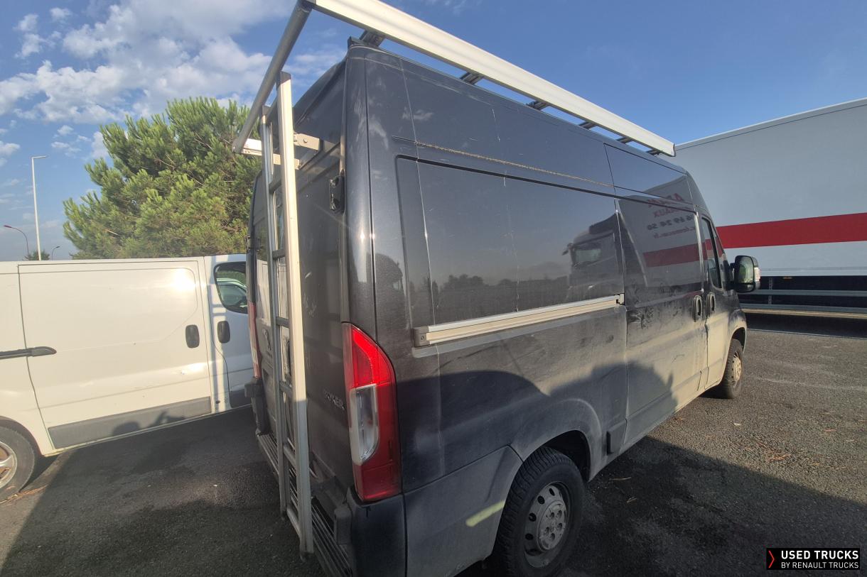 Peugeot Boxer 165