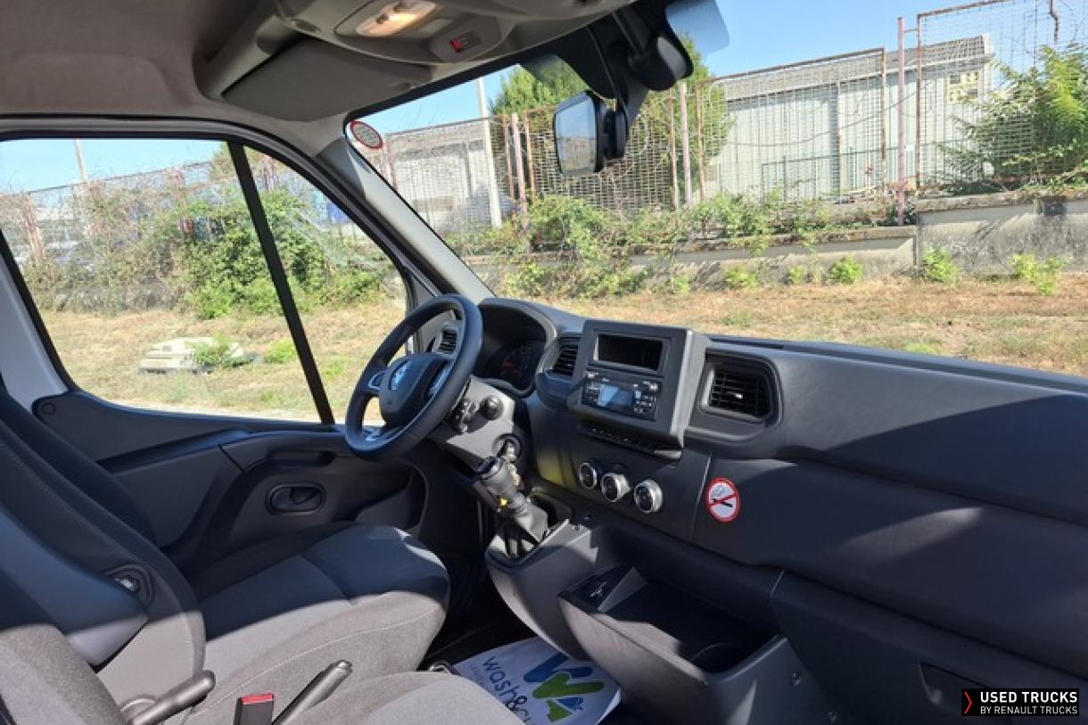 Renault Master 145