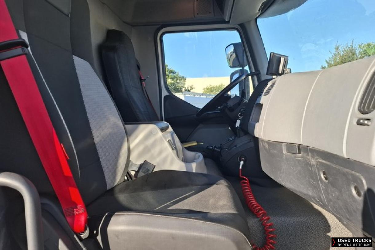 Renault Trucks D 210