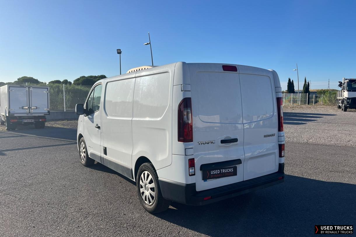 Renault Trucks Trafic 145