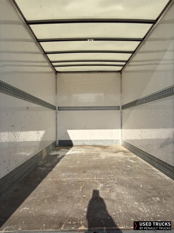 Renault Trucks Master 145