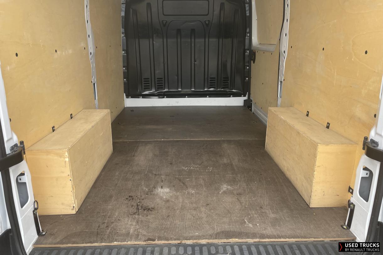 Renault Master 135