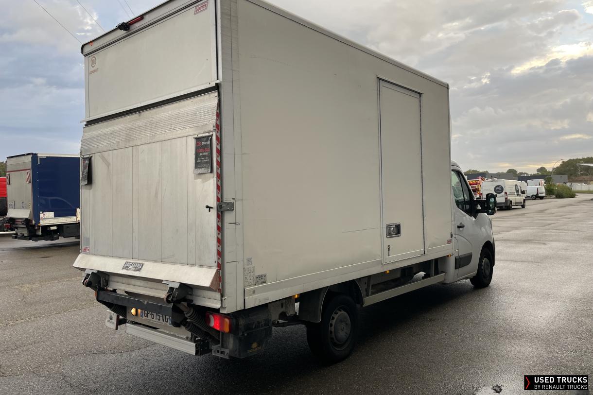 Renault Master 145