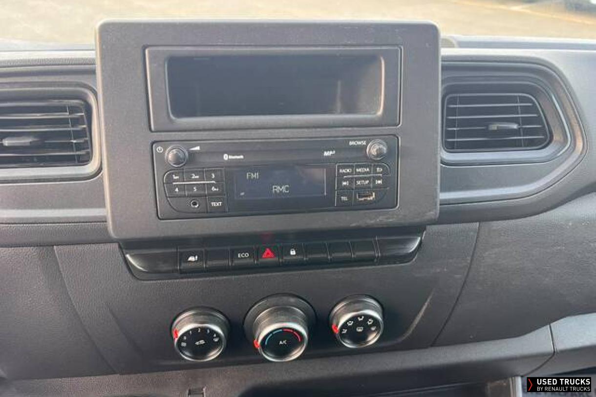 Renault Master 130